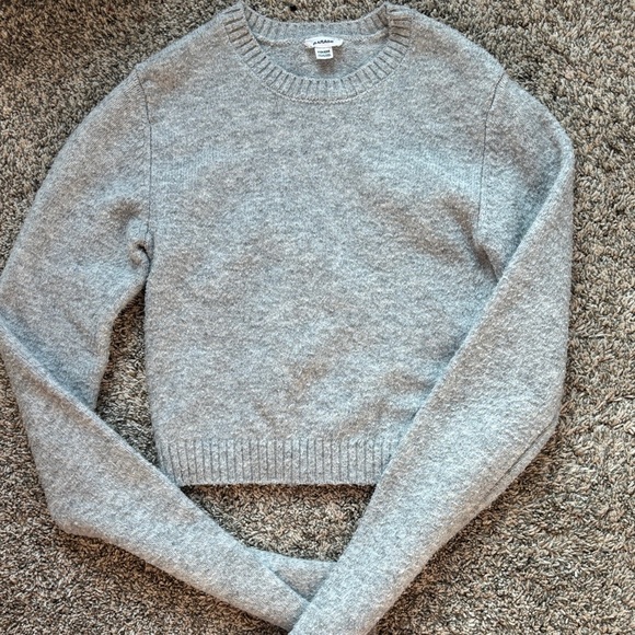 Garage Light Gray Crew Neck Sweater.  Never worn great condition - Picture 1 of 3